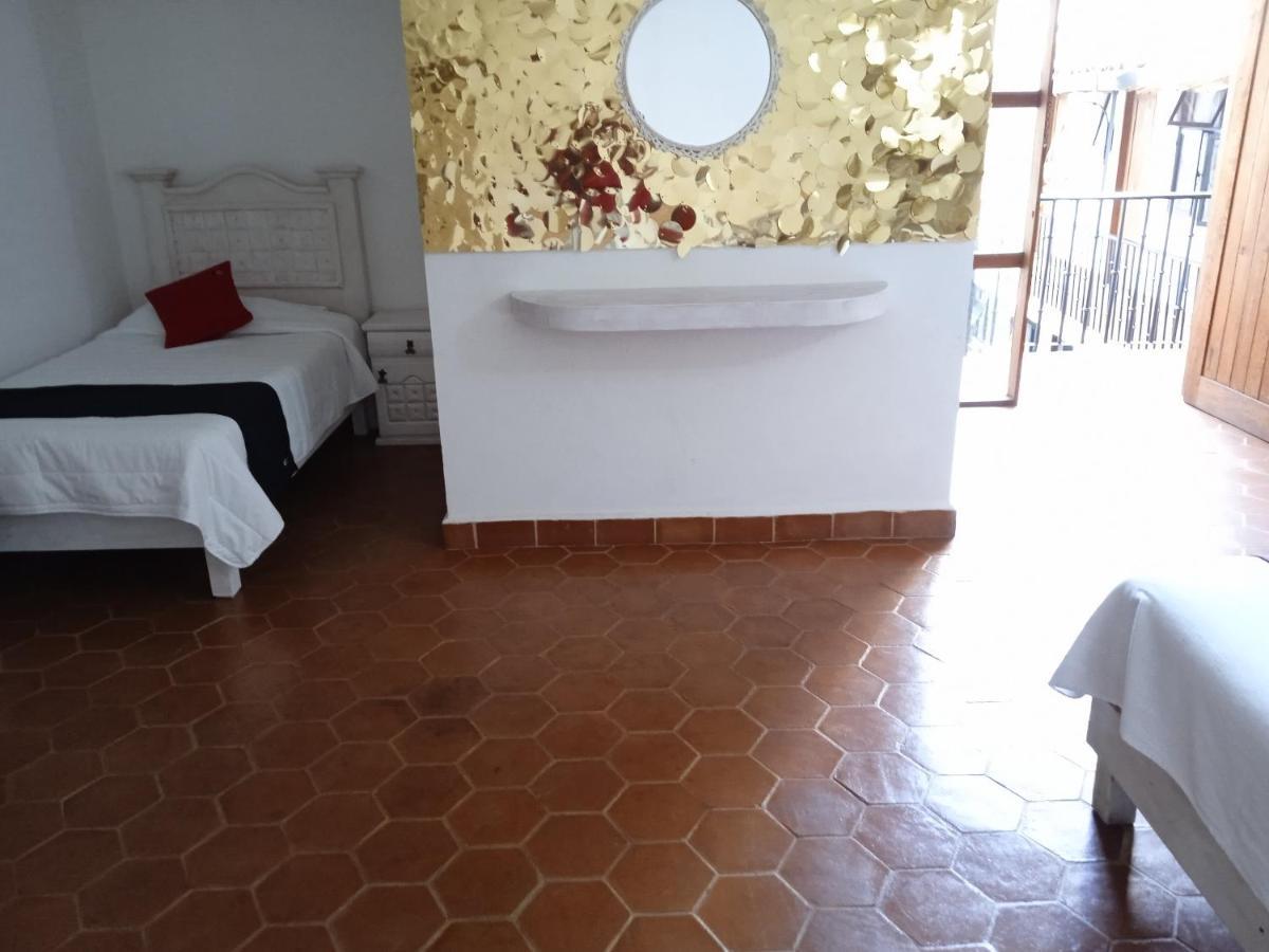 Hotel Valle Bonito, Valle De Bravo Εξωτερικό φωτογραφία